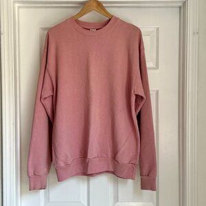 los angeles apparel oversized strawberry crewneck! 🍓